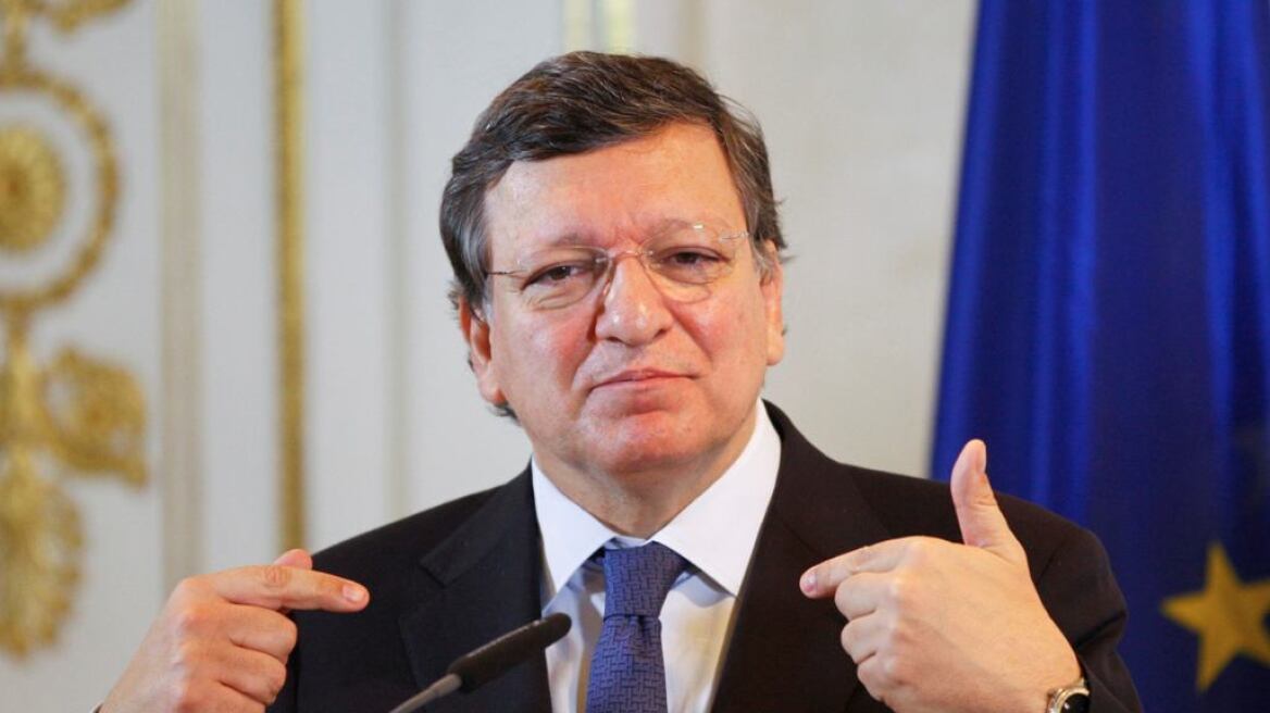 Μπαρόζο: «Παρά τα όσα έλεγαν οι Κασσάνδρες, η Ελλάδα παρέμεινε στο ευρώ»